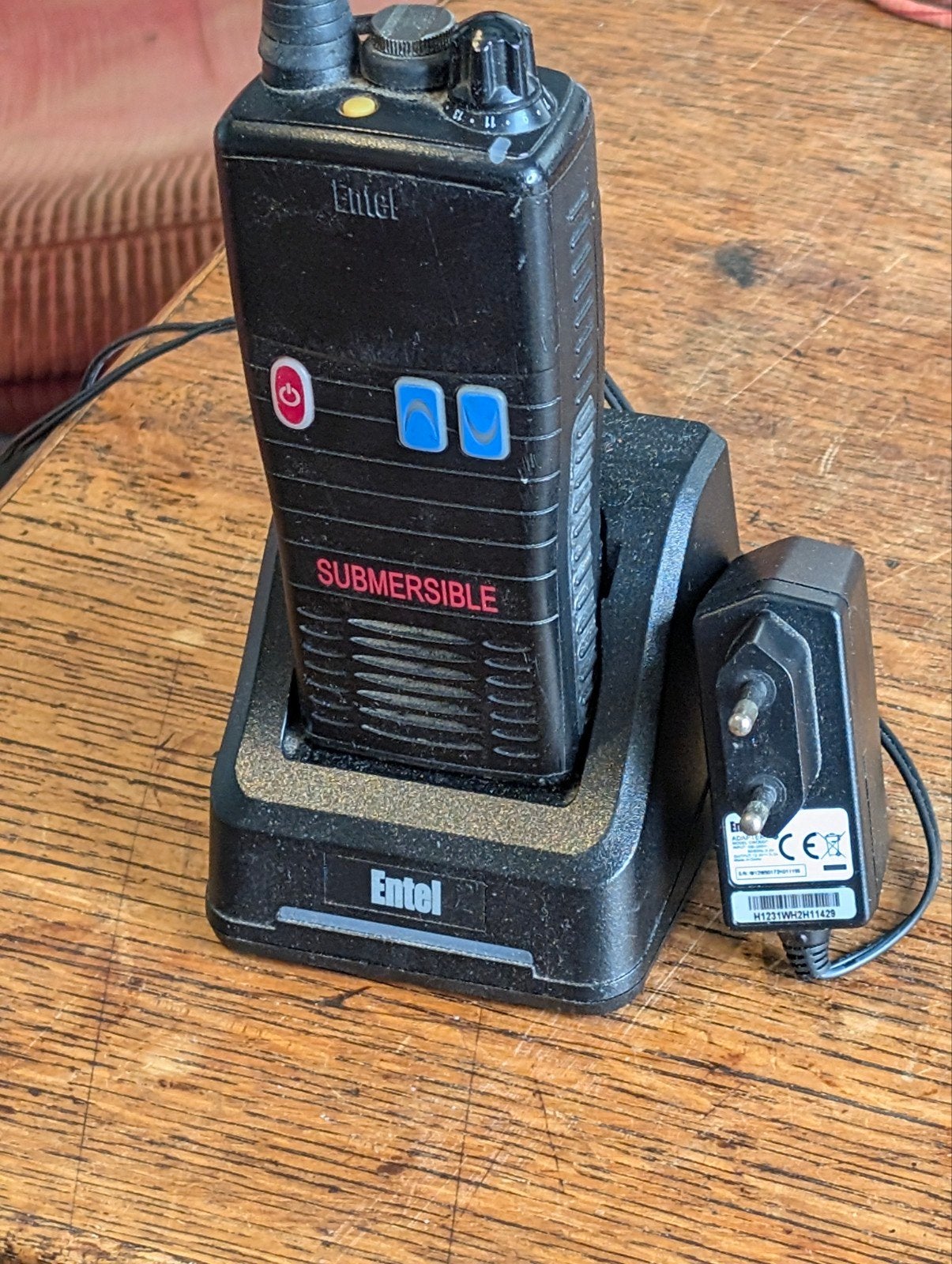 Entel HT782M Submersible Portofoon met Oplader, Ophalen of Verzenden