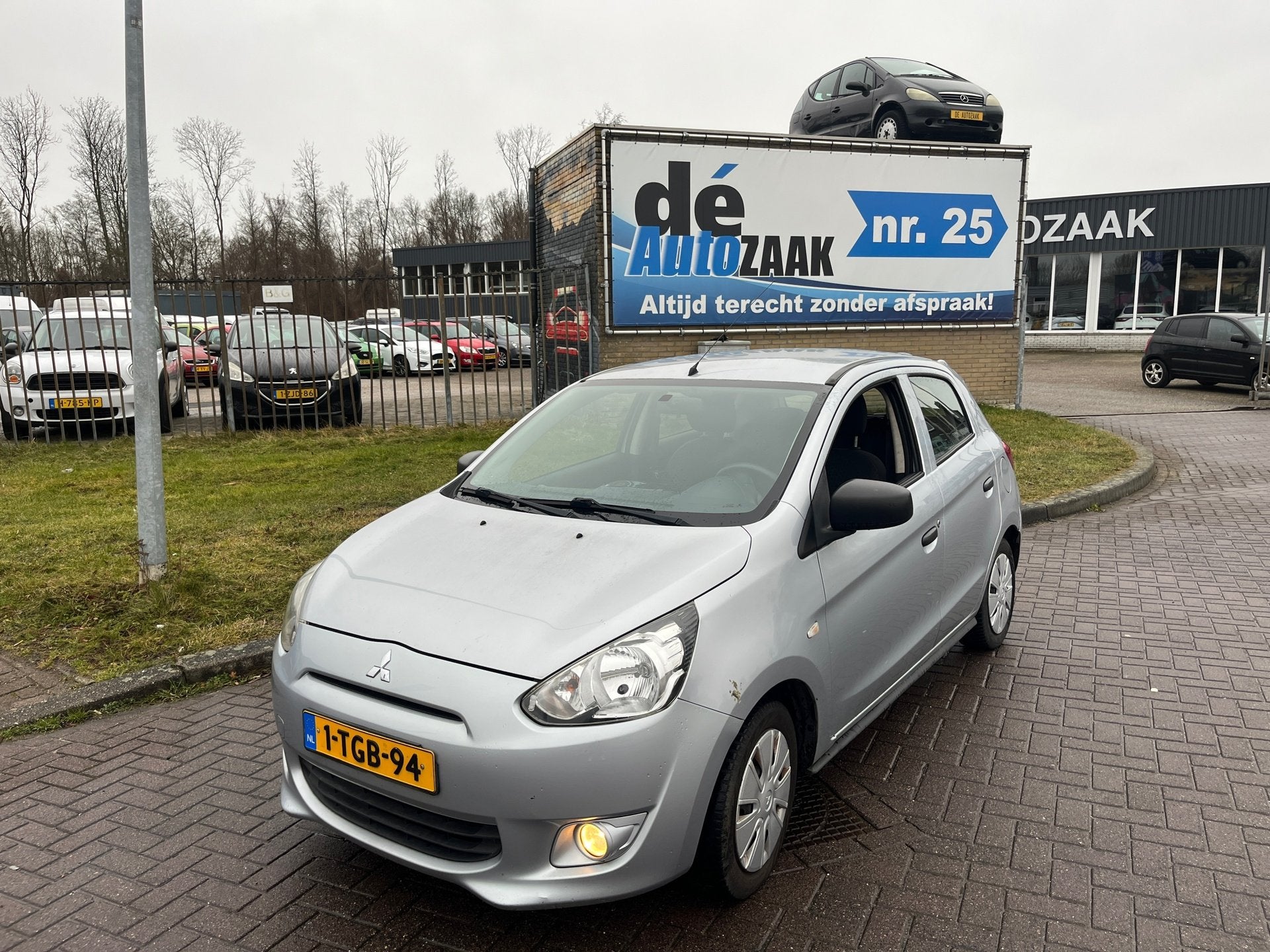 Mitsubishi Space Star 1.0 Inform Incl Nieuwe Keuring!, Voorwielaandrijving, Euro 5, Gebruikt, Origineel Nederlands
