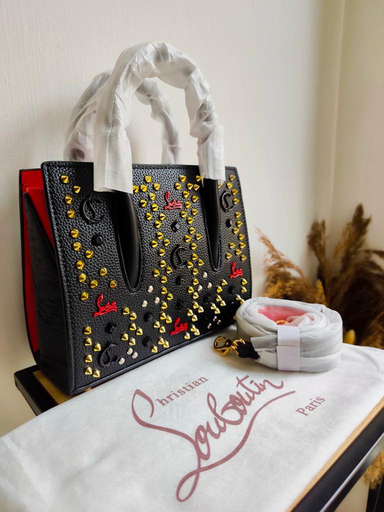 Nieuwe Christian Louboutin Clutch met Schouderband, Sieraden, Tassen en Uiterlijk, Tassen | Damestassen, Ophalen of Verzenden
