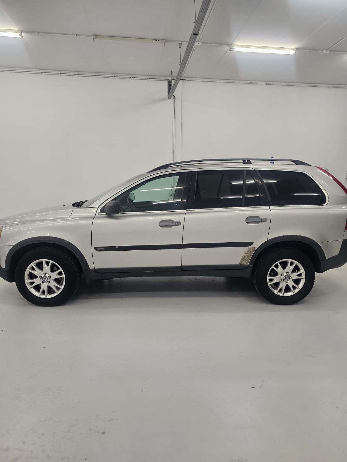 Volvo xc90 2003 Grijs, Zwart, 138 €/maand, 7 stoelen, 2922 cc