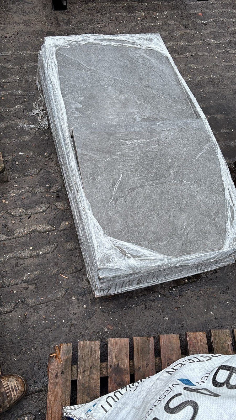 Keramische tegels 60x60x4 cm, 9 stuks, Ophalen, Keramiek, Nieuw, Minder dan 5 m²