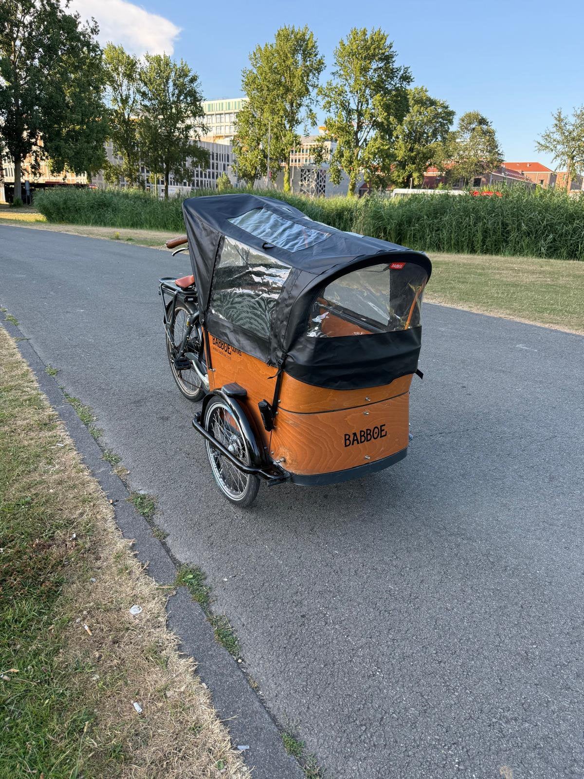 Babboe curve elektrish bakfiets, Ophalen, Gebruikt, 4 kinderen of meer, Huif
