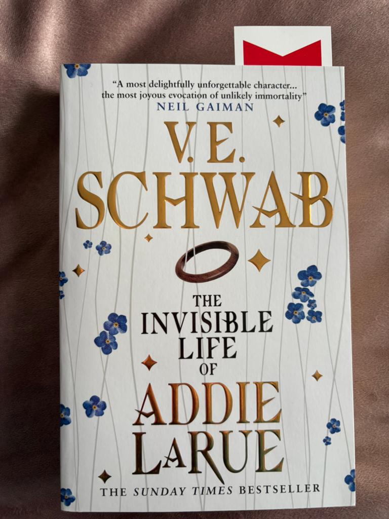 The invisible life of Addie LaRue - V.E. Schwab, Boeken, Ophalen of Verzenden, Nieuw