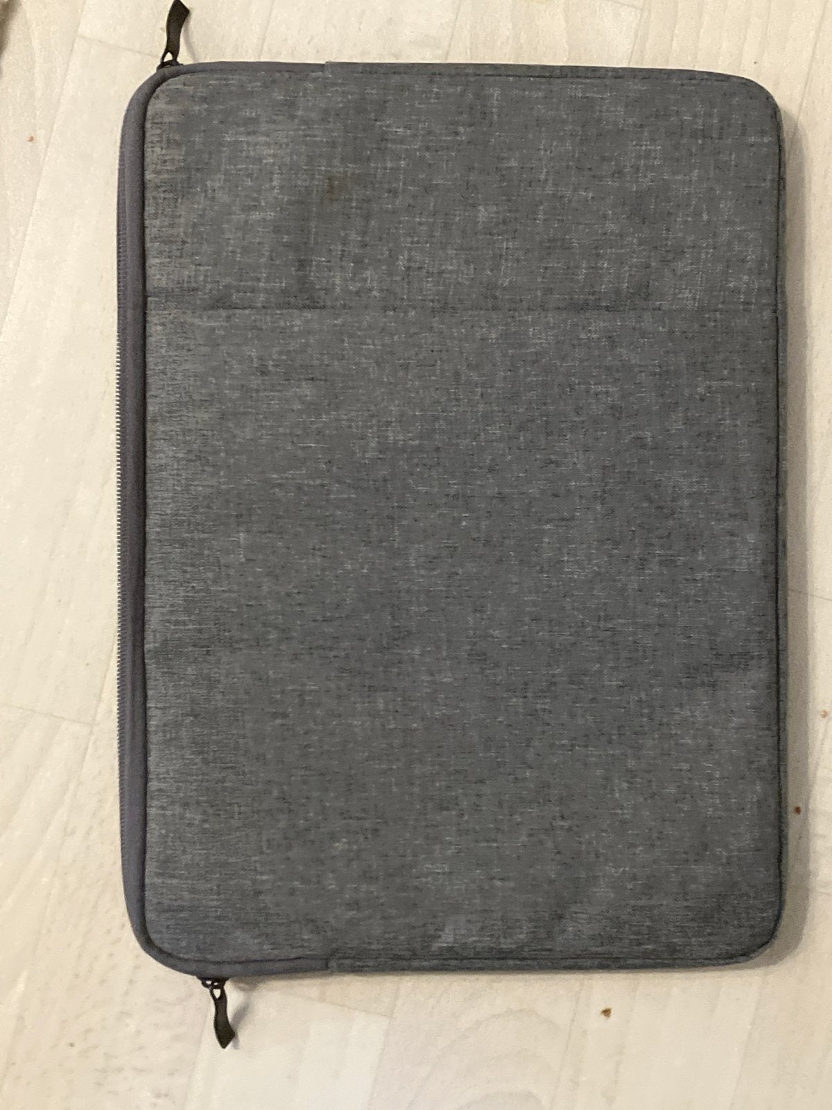 Laptoptas/hoes grijs voor 13 inch macbook, Computers en Software, Ophalen of Verzenden, 13 inch, Zo goed als nieuw