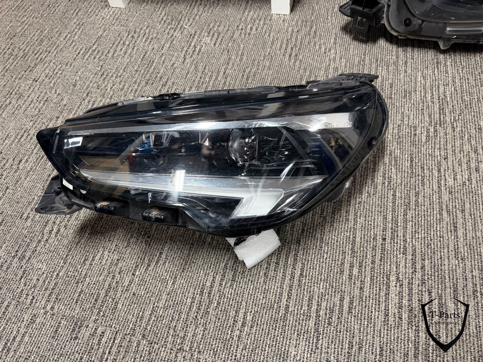 opel corsa f koplamp marix links 9829463580 lamp