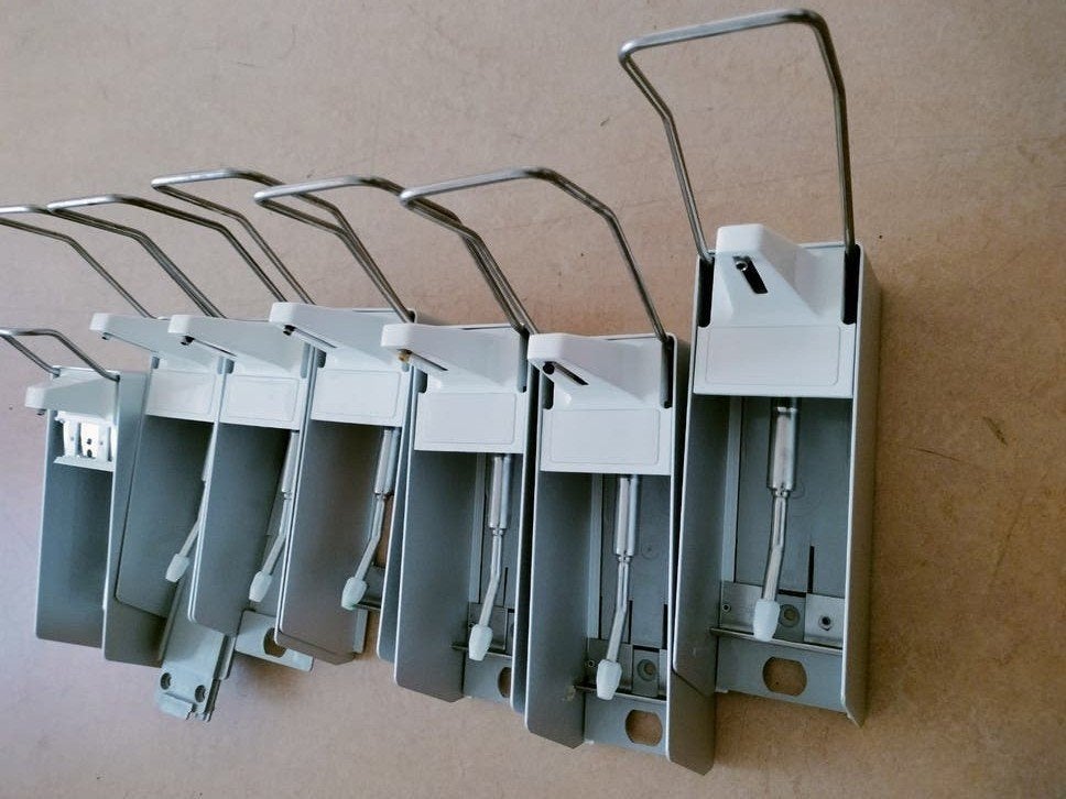 Tork Zeep en Handdesinfectie Dispenser met Armbeugel Wit 9xi, Ophalen of Verzenden