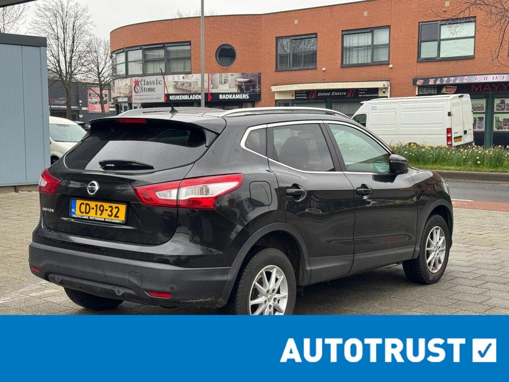 Nissan Qashqai 1.2 Connect Edition/Automaat/2eigenaar, Auto's, Nissan, Gebruikt, 4 cilinders, 116 pk, Zwart