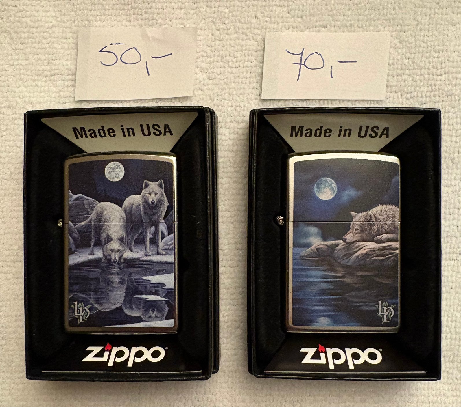 2X ZIPPO WOLVEN VAN ( LISA PARKER ), Ophalen of Verzenden, Nieuw, Aansteker