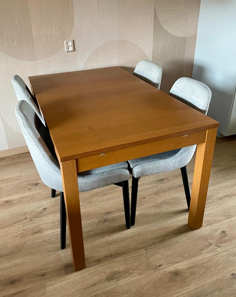 IKEA Bjursta Uitschuifbare Eettafel noten140/180/220, Huis en Inrichting, Tafels | Eettafels, Ophalen, Gebruikt, 200 cm of meer