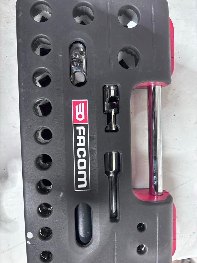 FACOM doppenset met ratel en verlengstukken, Ophalen of Verzenden, Zo goed als nieuw