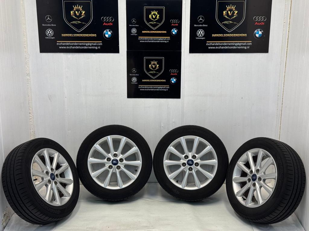 Org.Ford Focus 205/55R16 velgen met zomerbanden 5x108
