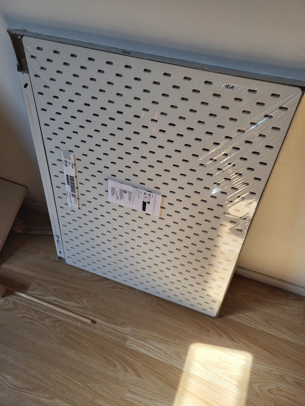 SKÅDIS Pegboard, wit, 76x56 cm, Ophalen, Zo goed als nieuw, Wit, IKEA