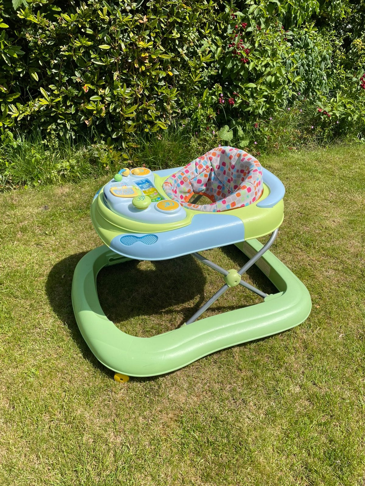 Baby loopstoeltje, merk Chicco, Ophalen, Gebruikt, Overige typen, Met wieltjes