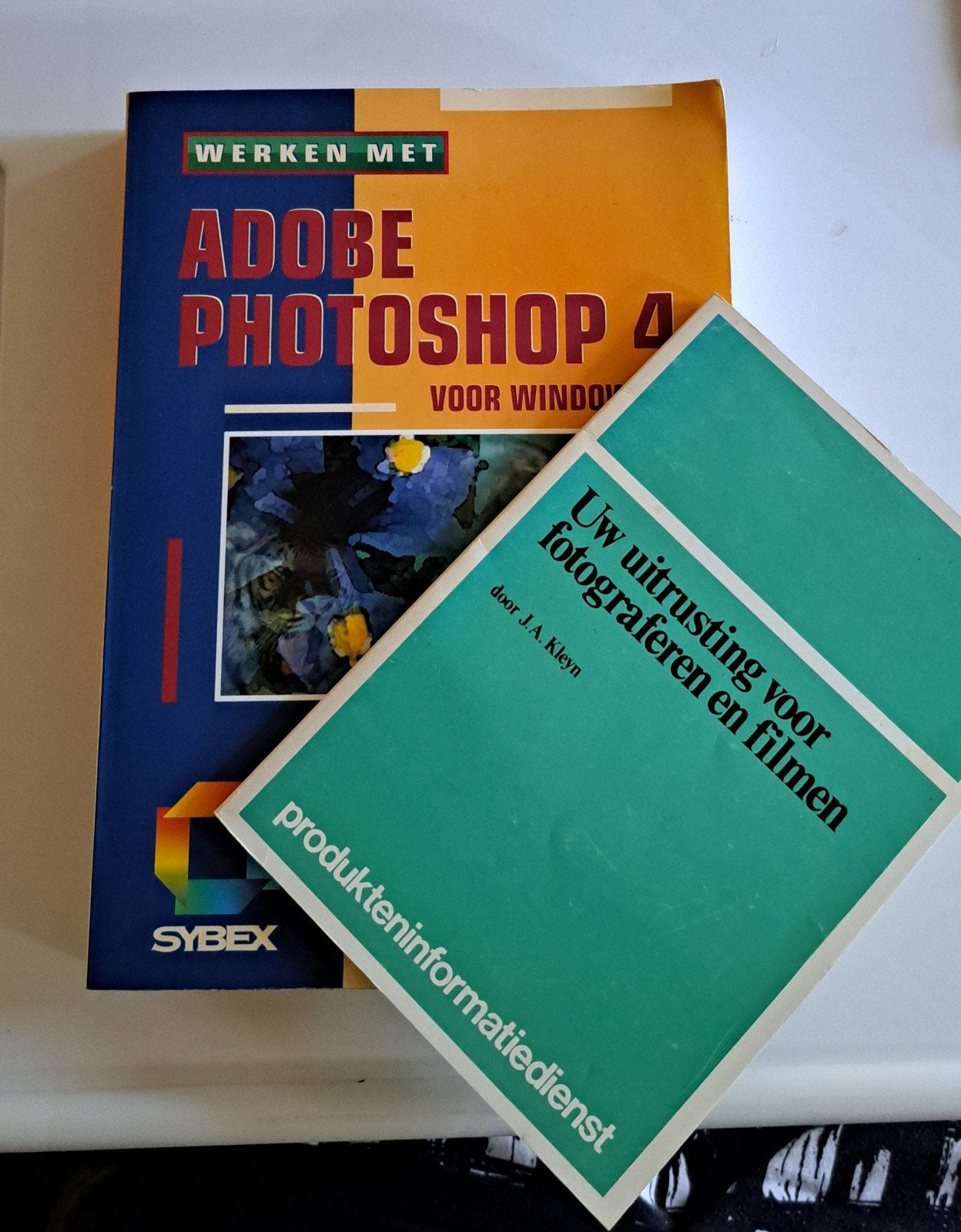 Boek: Werken met Adobe Photoshop 4 voor Windows (GRATIS), Ophalen, Gelezen, Fotografie algemeen, Ward van der Put