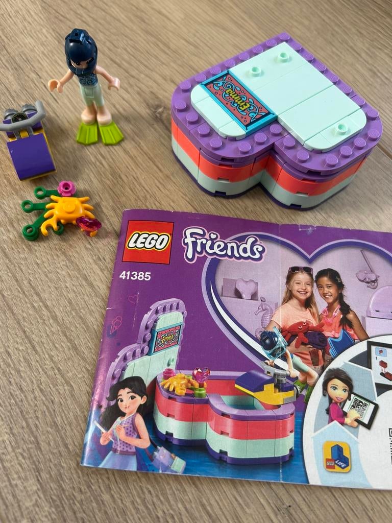 Lego Friends Emma's Hartvormige Zomerdoos 41385 compleet!, Ophalen of Verzenden, Zo goed als nieuw