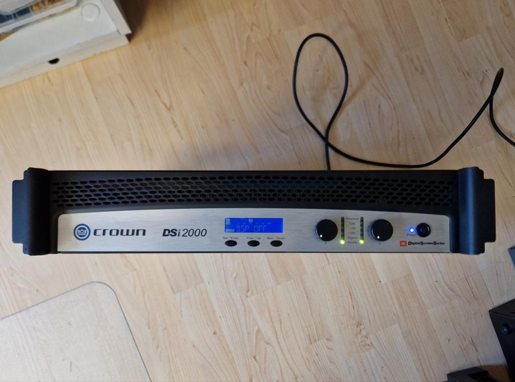 Crown Dsi 2000 p.a. versterker, Muziek en Instrumenten, Versterkers | Keyboard, Monitor en PA, Ophalen of Verzenden, Zo goed als nieuw