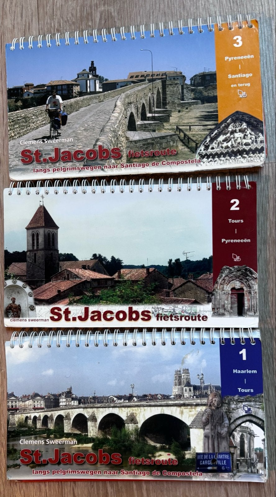 St. Jacobs fietsroute-3 delen: Haarlem-Santiago de Compost.., Boeken, Fiets- of Wandelgids, Europa, Ophalen of Verzenden, Gelezen