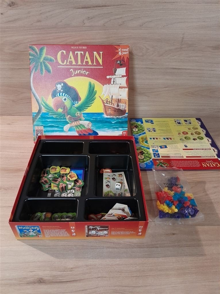 catan junior - 999 games - s5515, Verzenden, Zo goed als nieuw