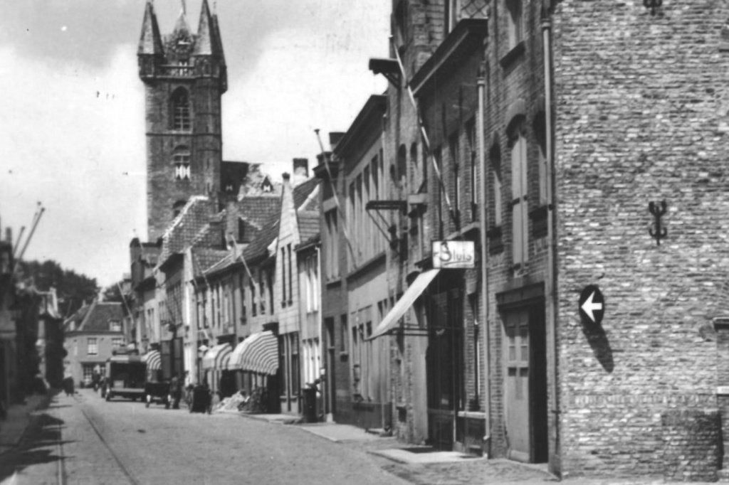 700321 Sluis Zeeland 1952 Oud Hoekje Gelopen met postzegel, Ophalen of Verzenden, 1940 tot 1960, Gelopen, Zeeland