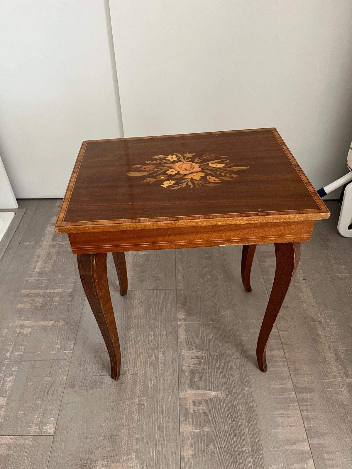Vintage Muziekdoos Bijzettafel met Inlegwerk, Ophalen