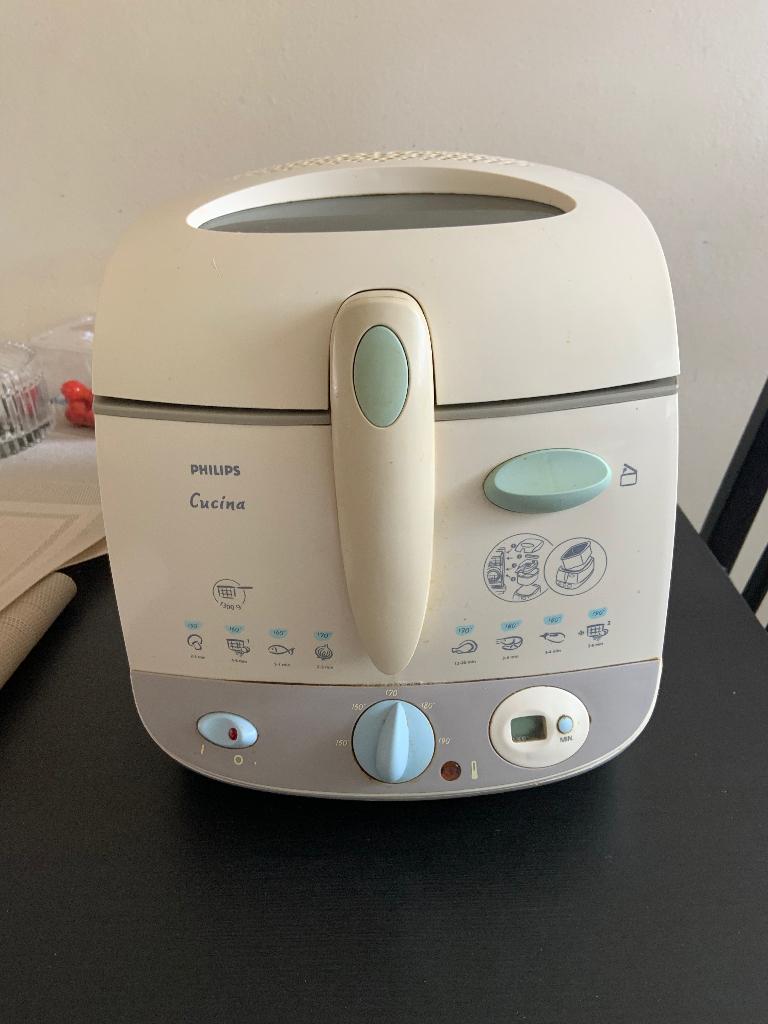 Philips Cucina HD6153 friteuse, Witgoed en Apparatuur, 2 tot 3 liter, Ophalen, Gebruikt