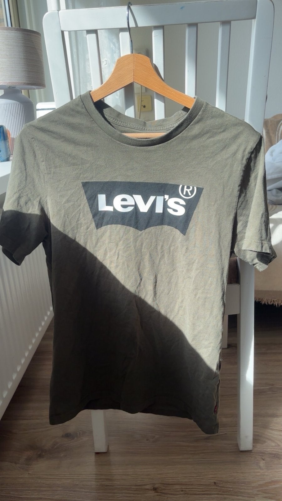 Levi's T-shirt, Ophalen of Verzenden, Zo goed als nieuw, Maat 46 (S) of kleiner, Groen