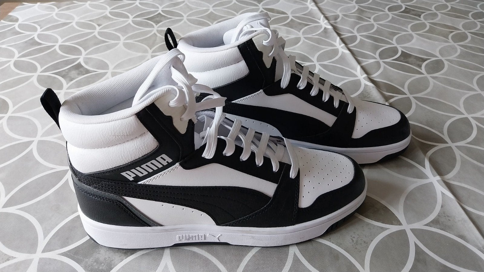 Puma Rebound V6 sneakers nieuw, maat 42, Kleding | Heren, Schoenen, Ophalen of Verzenden, Nieuw, Wit