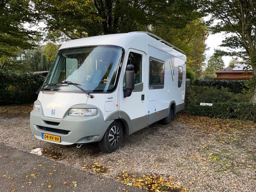 Caravans And Camping Knaus