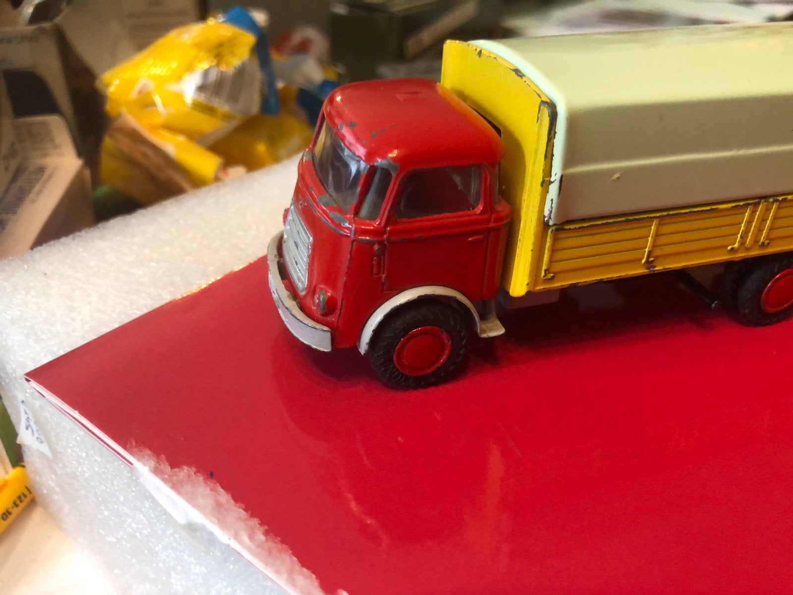 DAF 1600  zonder roosters met aanhang wagen eerste Type, Ophalen of Verzenden, Zo goed als nieuw, Bus of Vrachtwagen, Lion Toys