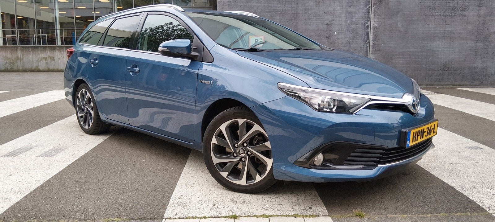 Toyota Auris Touring Sports Hybrid | 95dkm | Android Auto |, Auto's, Euro 5, Stof, Automatische klimaatregeling, Blauw