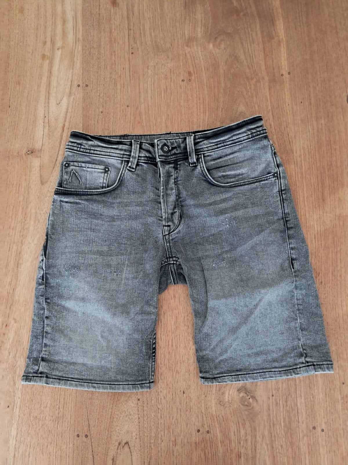 Chasin' Slim Fit Denim Short - Maat S - Black Denim, Chasin, W32 (confectie 46) of kleiner, Ophalen of Verzenden, Zo goed als nieuw