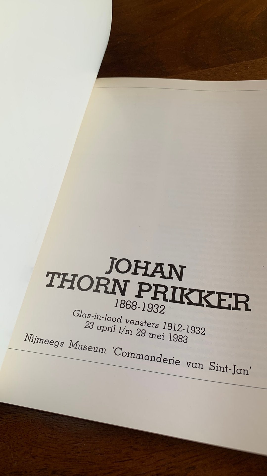 Johan Thorn Prikker: Glas-in-lood vensters (1983), Ophalen of Verzenden, Zo goed als nieuw, Overige onderwerpen