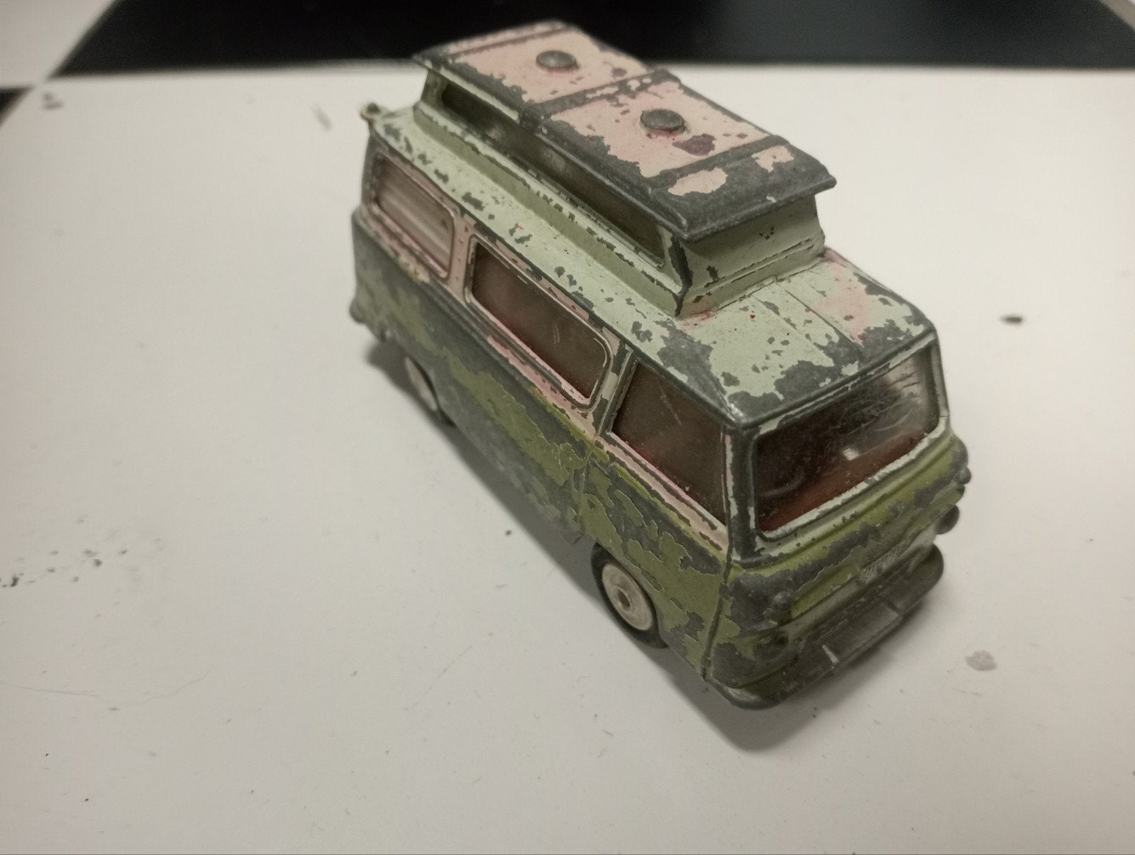 corgi toys Ford Thames airborne caravan 420, Ophalen of Verzenden, Gebruikt, Auto