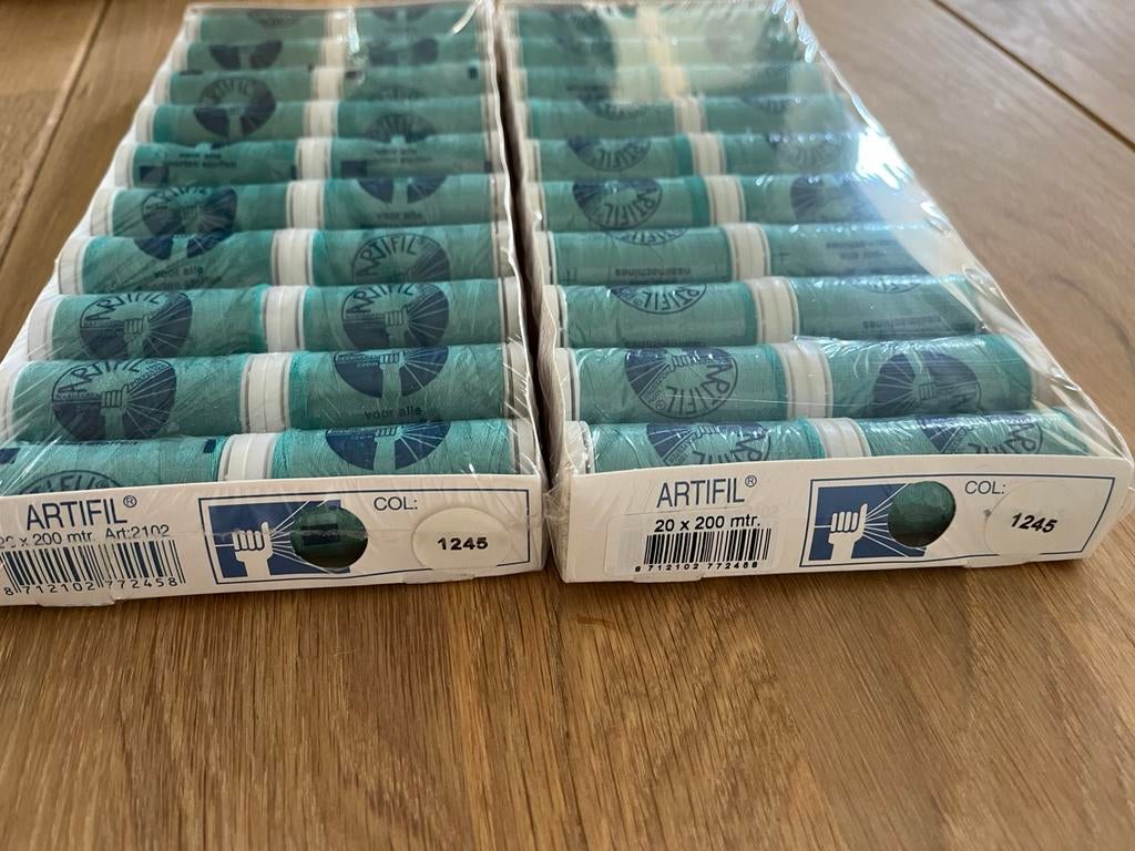 Artifil Naaigaren Mintgroen - Nieuw in Seal, Ophalen of Verzenden, Nieuw, Garen of Naald(en)