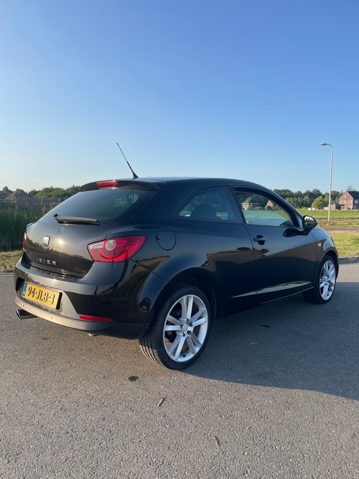 Seat Ibiza 1.6 77KW 3DRS 2009 Zwart, Auto's, Seat, Particulier, Ibiza, ABS, Airbags, Airconditioning, Centrale vergrendeling, Climate control