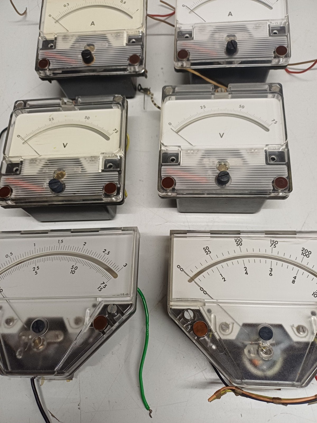 Partij volt- en ampèremeters (9 stuks) in goede staat, Ophalen of Verzenden, Gebruikt, Elektriciteit