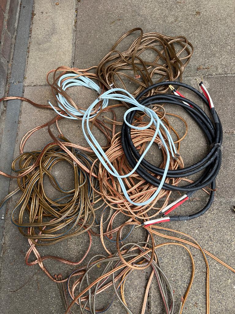 Luidsprekerkabel., Audio, Tv en Foto, Audiokabels en Televisiekabels, Ophalen, Gebruikt, 2 tot 5 meter, Luidsprekerkabel