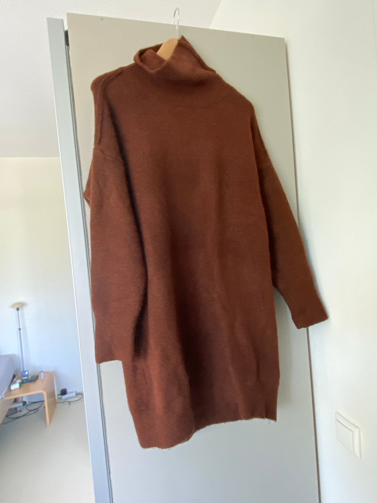 Heerlijk warme winterjurk Kilky bruin wol/acryl maat 42/44, Kleding | Dames, Bruin, Maat 42/44 (L), Ophalen of Verzenden, Gedragen