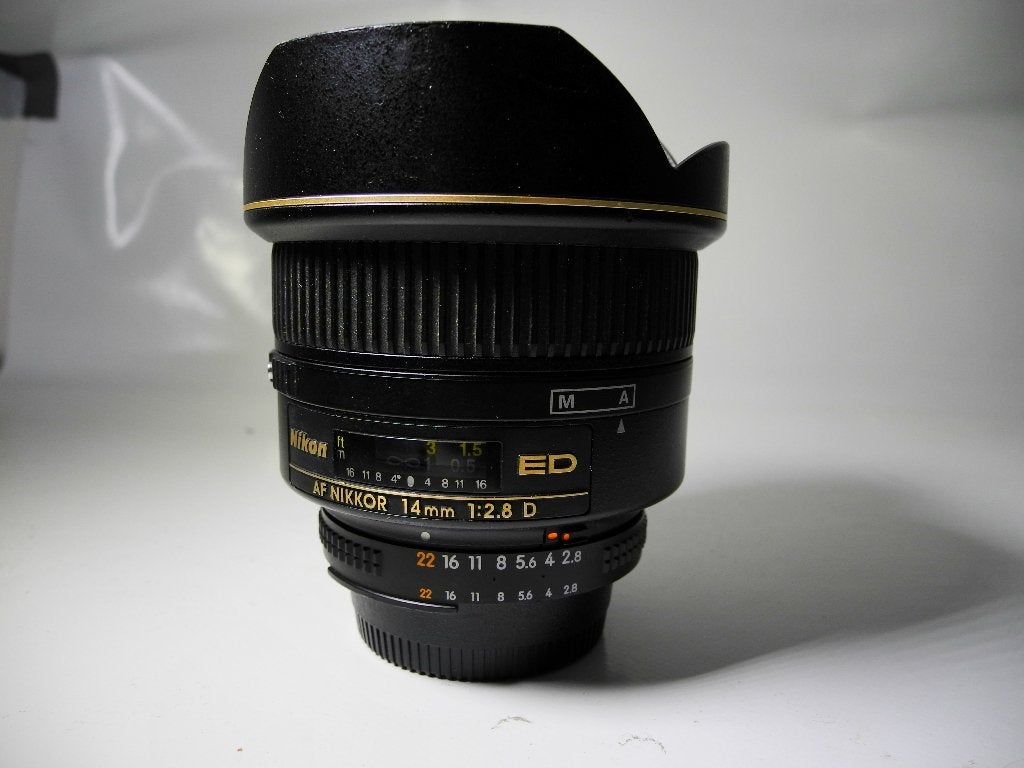 Nikon AF-D14mm f2.8 super groothoek., Gebruikt, 14 mm, Nikon, Nikon F-mount
