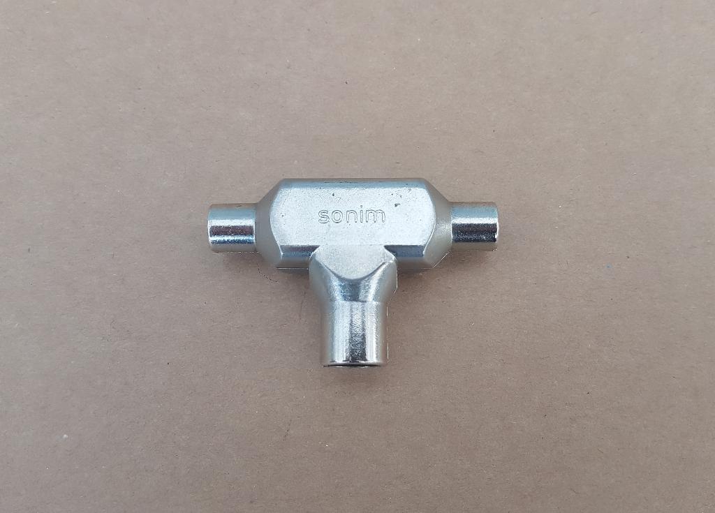 Sonim coax TV splitter - metaal, Audio, Tv en Foto, Audiokabels en Televisiekabels, Ophalen of Verzenden, Nieuw, Minder dan 2 meter