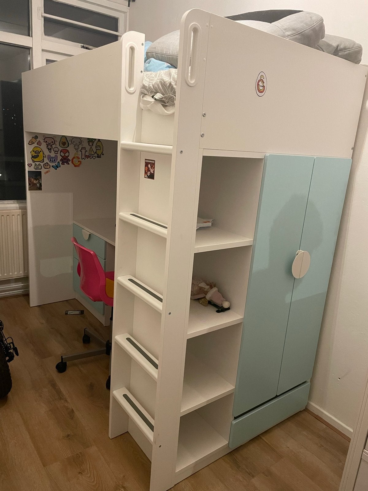 Hoogslaper met bureau en kledingkast - Wit/Mintgroen, Ophalen, Eenpersoons, Zo goed als nieuw, 200 cm