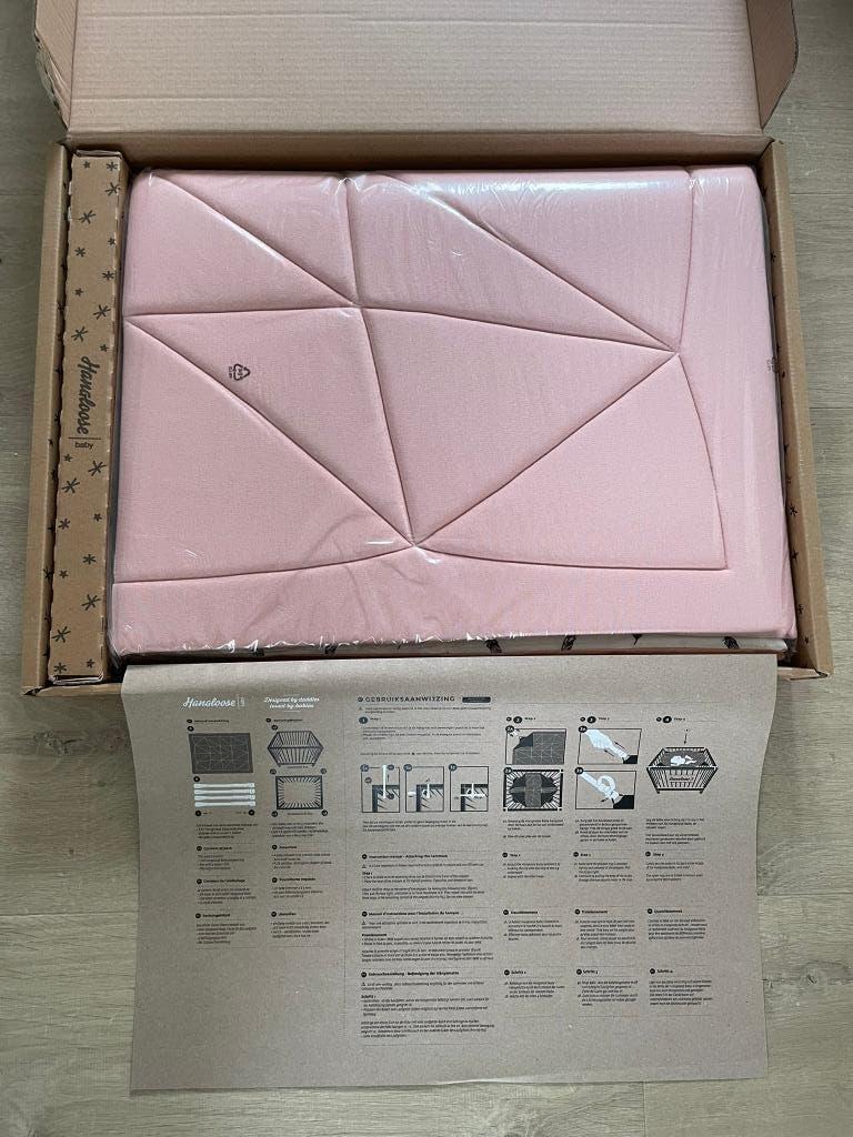 Nieuw, Hangloose babyhangmat / boxkleed - Pinky Feather, Ophalen of Verzenden, Nieuw