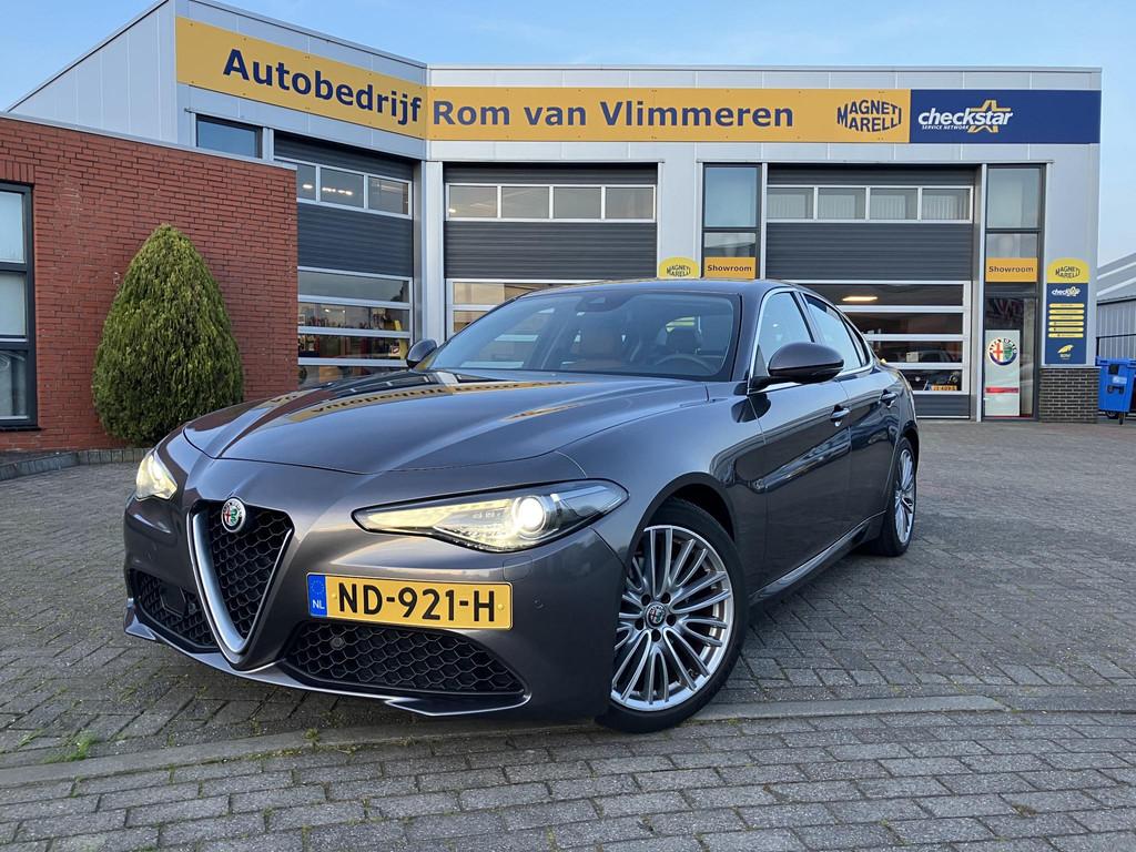 Alfa Romeo Giulia 2.0T Super | Cognac lederen bekleding | Af, Auto's, Automaat, 745 kg, Achterwielaandrijving, Euro 6