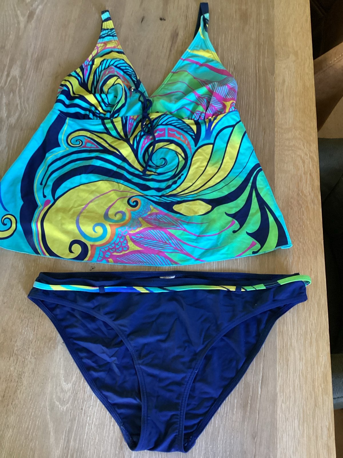 Tankini maat L - Kleurrijk en comfortabel, Ophalen, Zo goed als nieuw, Meerkleurig, Overige typen