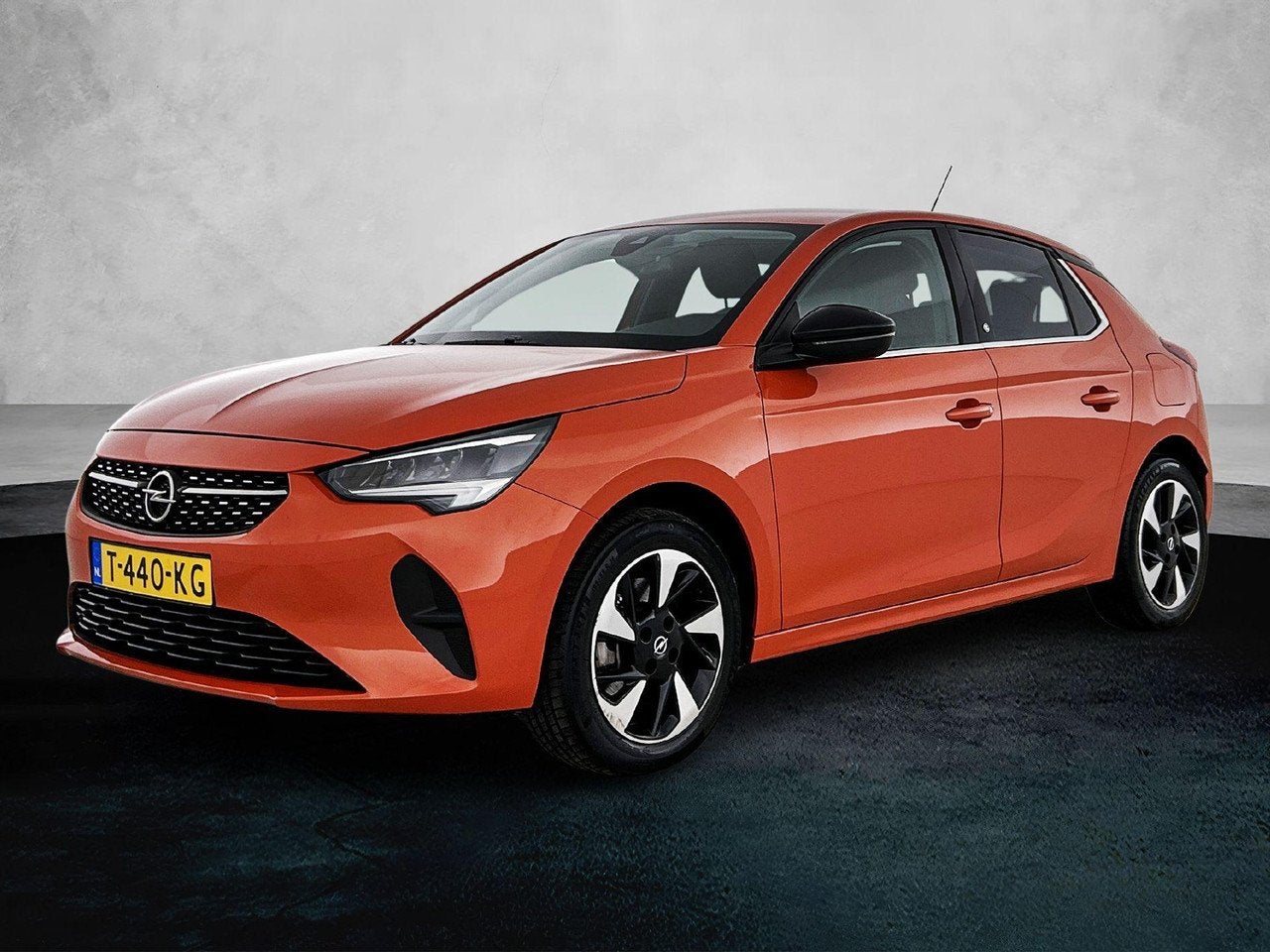Opel CORSA-E 136pk 50 kWh Automaat | ACCU 98% | Apple Carpla, Automaat, 136 pk, Gebruikt, Electronic Stability Program (ESP)