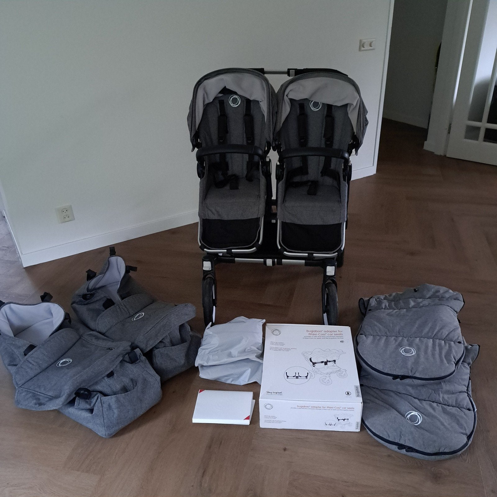 Bugaboo Donkey 3 Tweelingwagen met complete set accessoires, Ophalen, Duowagen, Bugaboo, Zo goed als nieuw