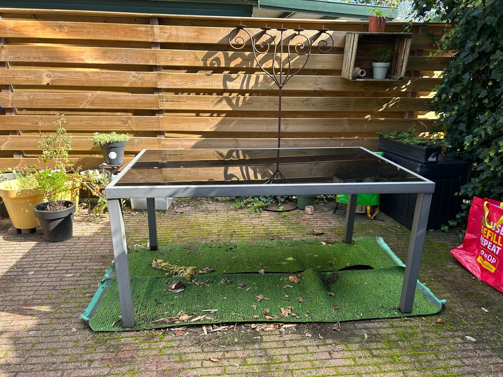 Aluminium tuintafel met zwart veiligheidsglas (157x97,5 cm), Ophalen, Gebruikt, Rechthoekig, Aluminium