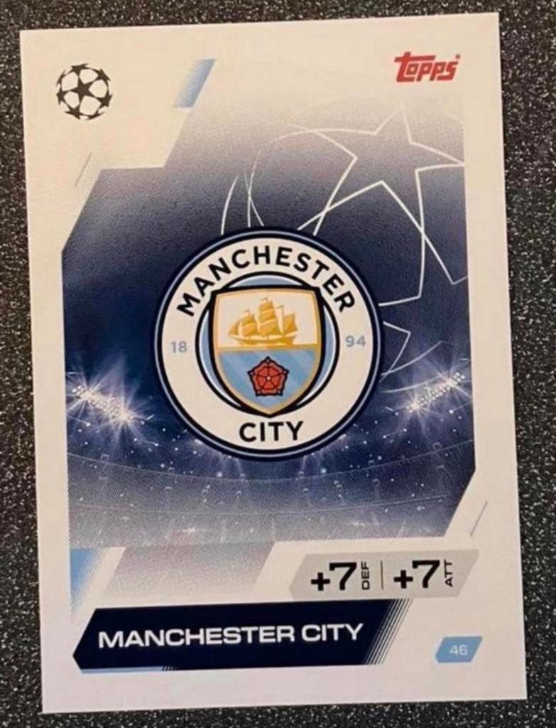 Topps MA 25/26    CLUB BADGE    MANCHESTER CITY, Hobby en Vrije tijd, Ophalen of Verzenden, Zo goed als nieuw, Plaatje