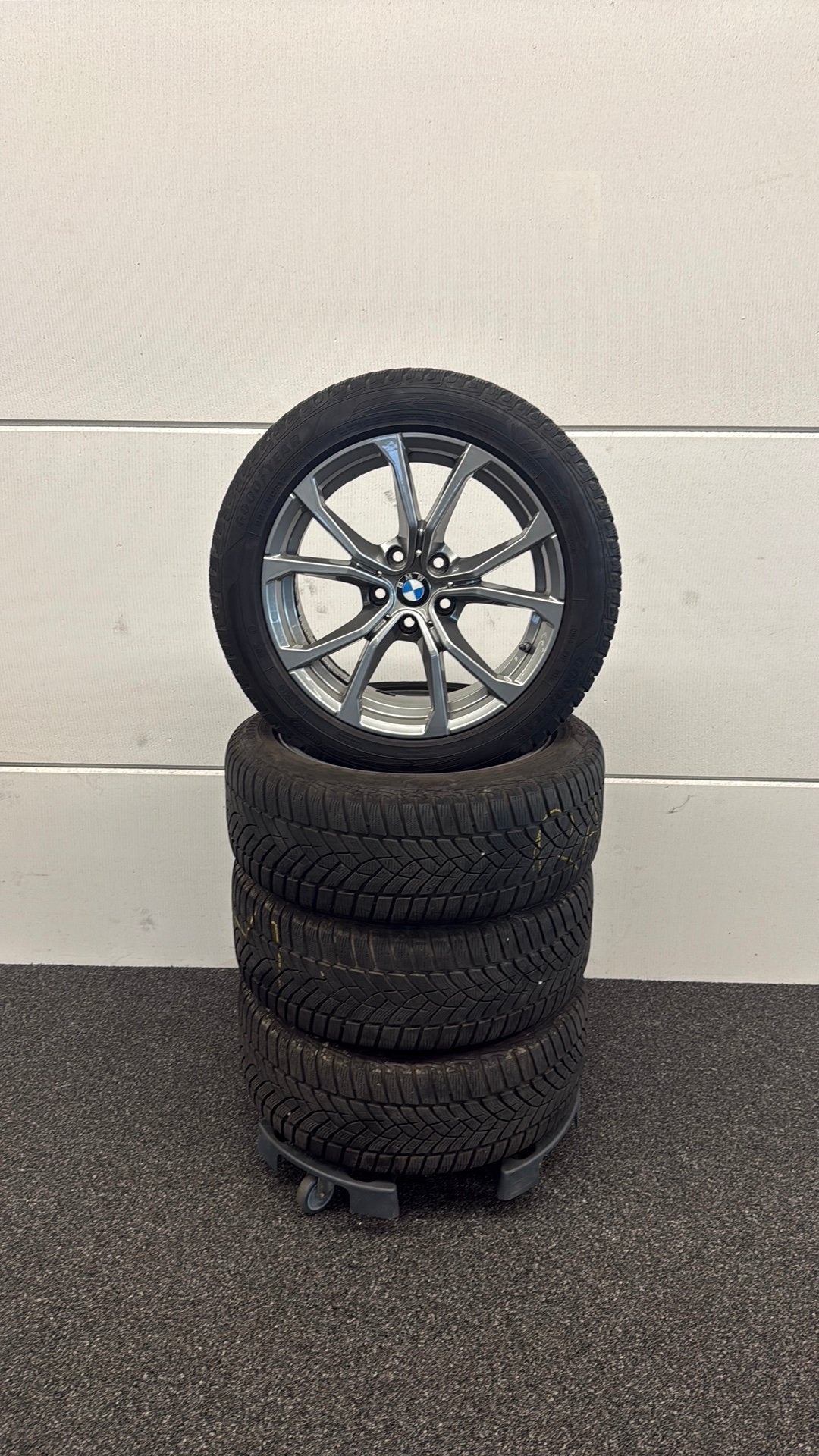 BMW Z4 G29 225/50/R17 98H, Auto-onderdelen, Ophalen, Gebruikt, 17 inch, Band(en)