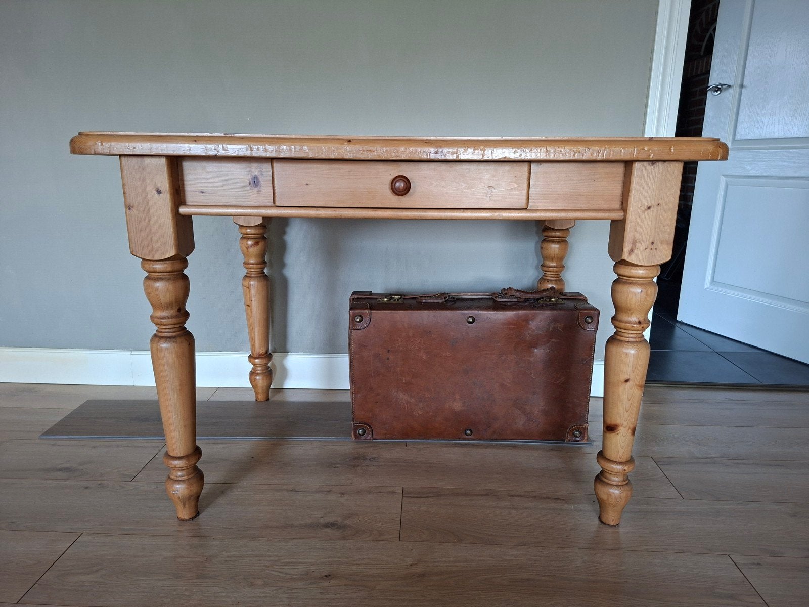 Kleine grenen eettafel, Ophalen, Gebruikt, 100 tot 150 cm, 25 tot 50 cm